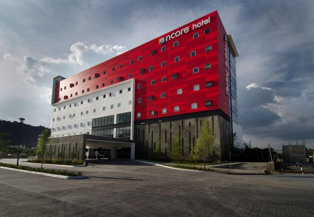 Ramada Encore By Wyndham Guadalajara Sur Palomar Экстерьер фото